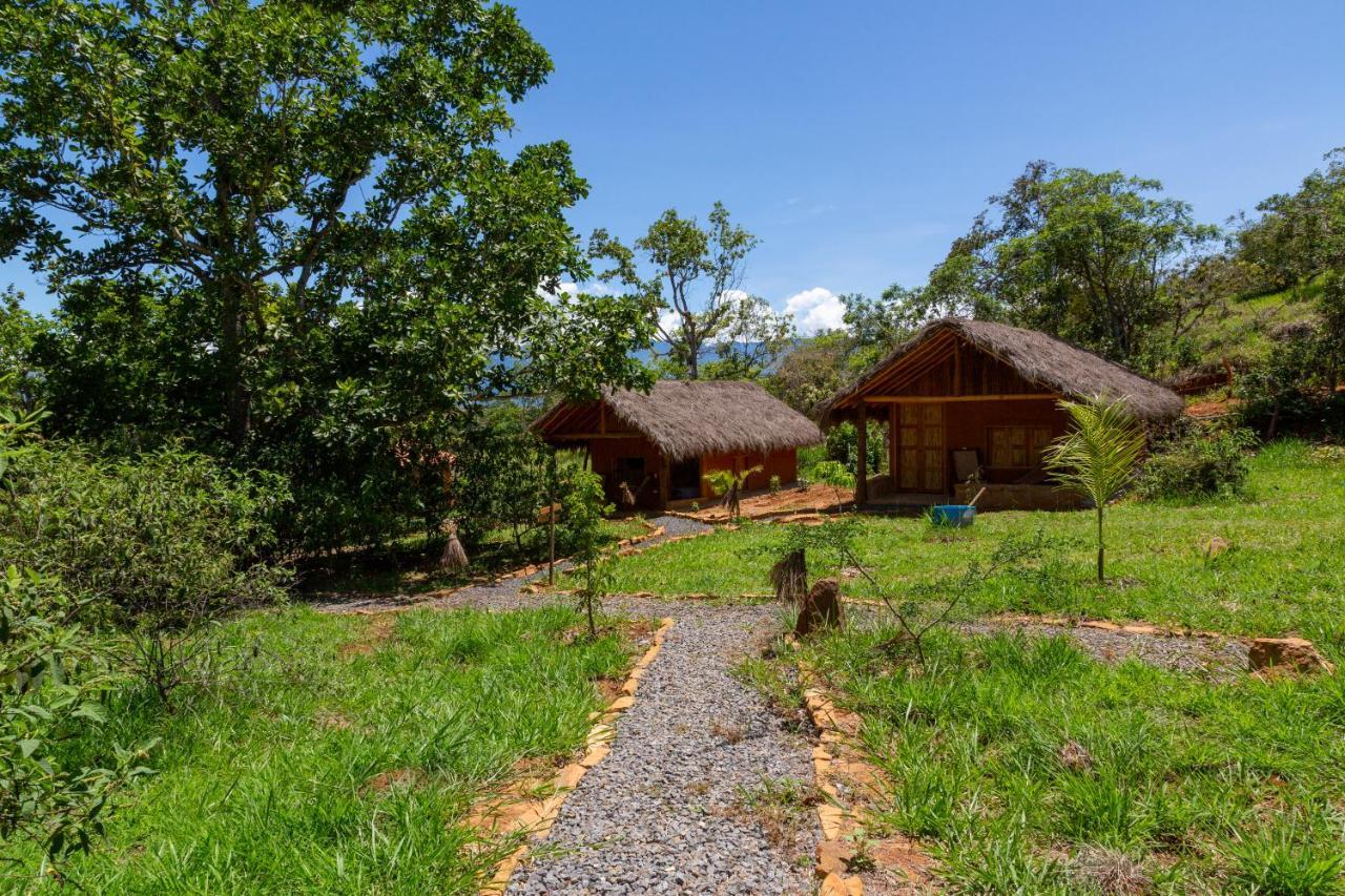Nativo Glamping Hotel Баричара Екстериор снимка